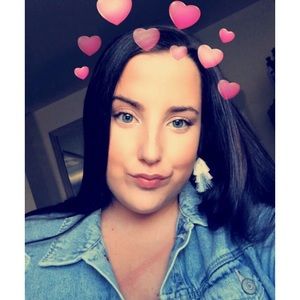 Meet your Posher, Sydnie